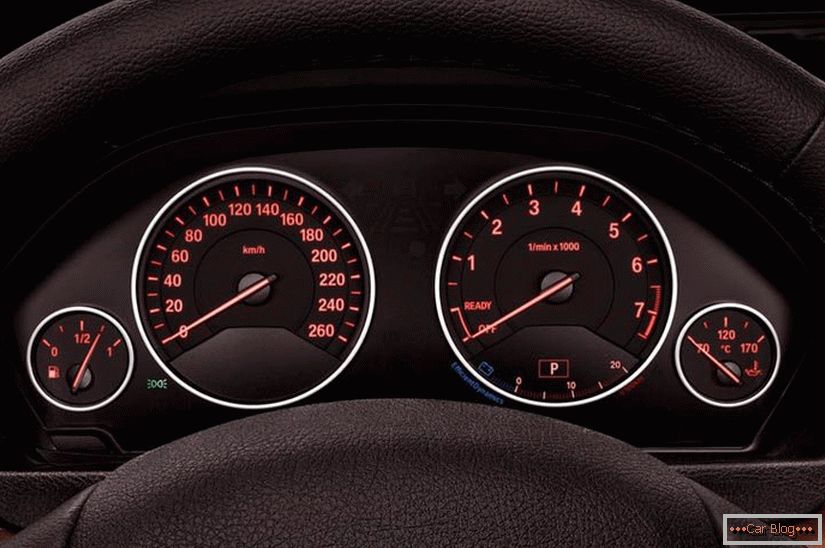 Instrumentna plošča BMW 3 GT