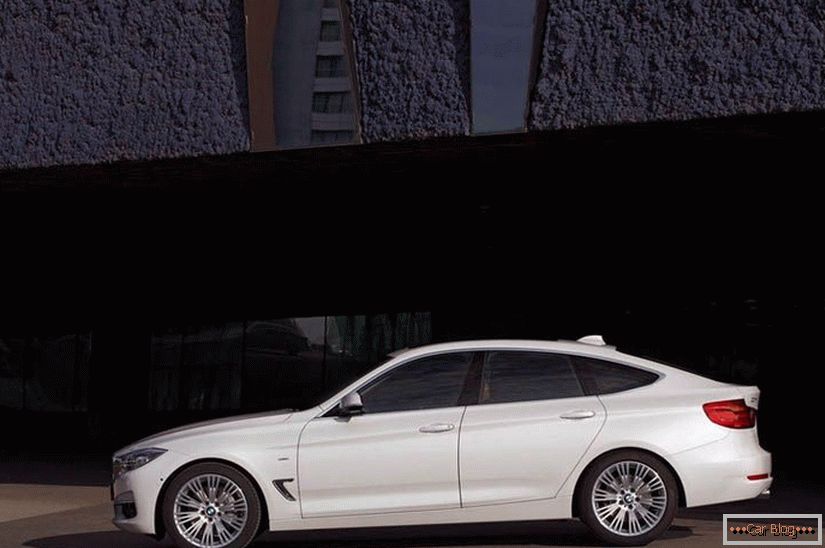 BMW 3 GT fotografija