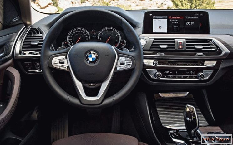 Tretja generacija BMW X3 se je izkazala več kot prejšnji BMW X5