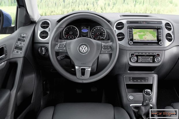 Notranjost Volkswagen Tiguan je primer nemške kakovosti.