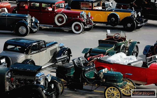 Nekatere vintage avtomobile lahko vidimo le na razstavah.