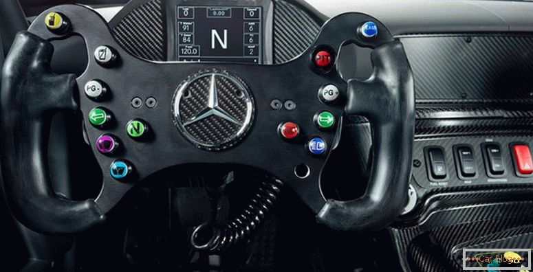 Vožnja Mercedes-AMG GT4