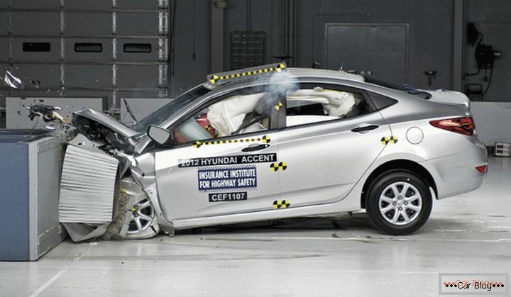 Novi test Hyundai Solaris za trčenje avtomobila