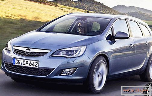 Odpiranje vagona Opel Astra