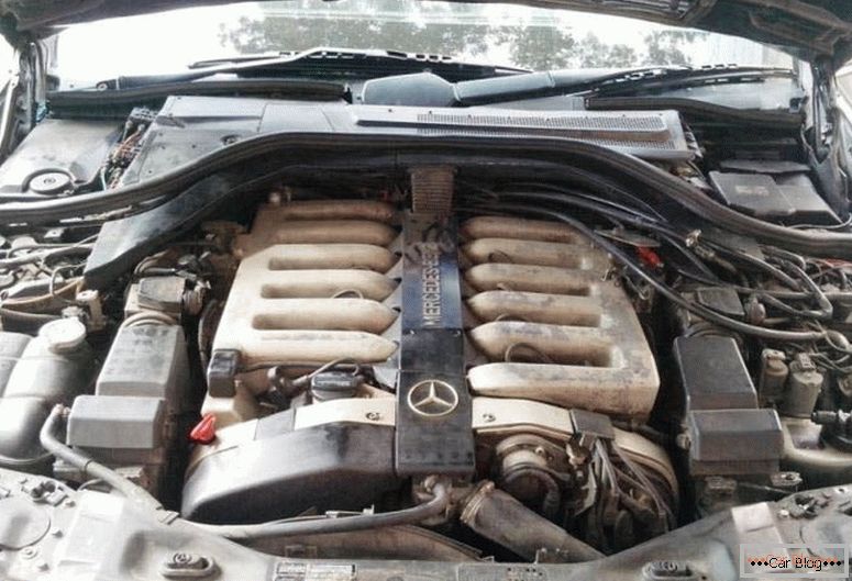 Avtomobilski motor Mercedes-Benz (W140)